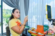 浙江泰国主播品三亚榴莲：“尝到了家乡味”